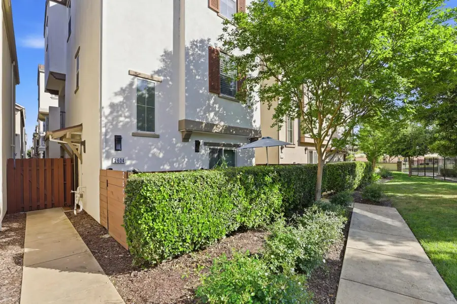 2604 Cleat Lane, Sacramento, CA 95818 - #2