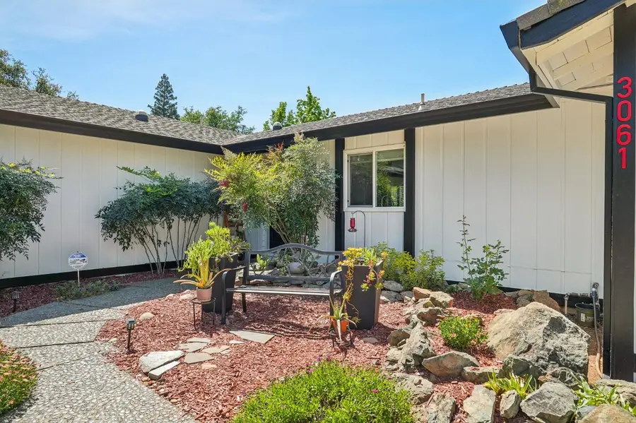 3061 Latham Lane, El Dorado Hills, CA 95762 - #3