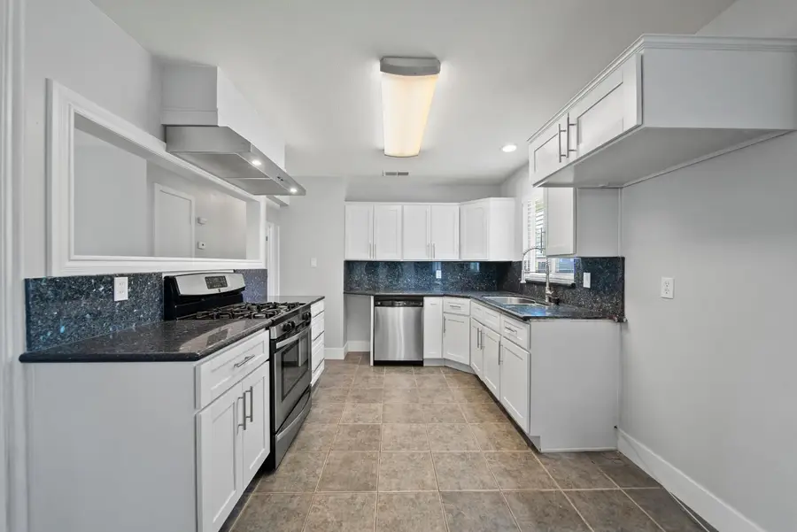 6940 Gillingham Way, North Highlands, CA 95660 - #3