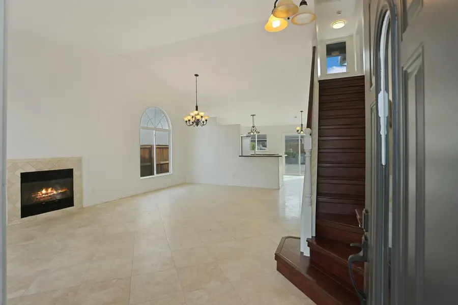 1212 Mcknight Court, Modesto, CA 95351 - #3