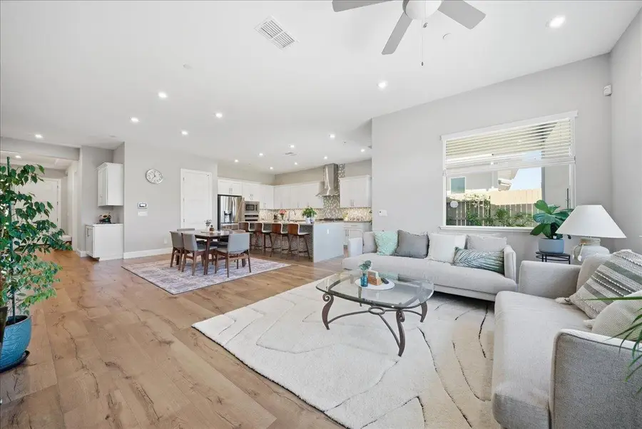 6911 Saratoga Estates Drive, El Dorado Hills, CA 95762 - #3