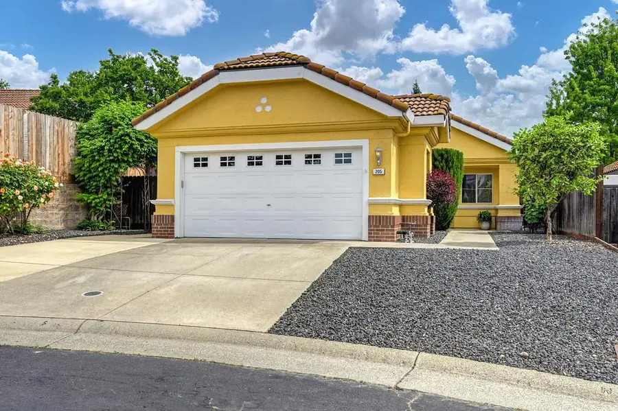 205 Pelham Court, Roseville, CA 95747 - #3