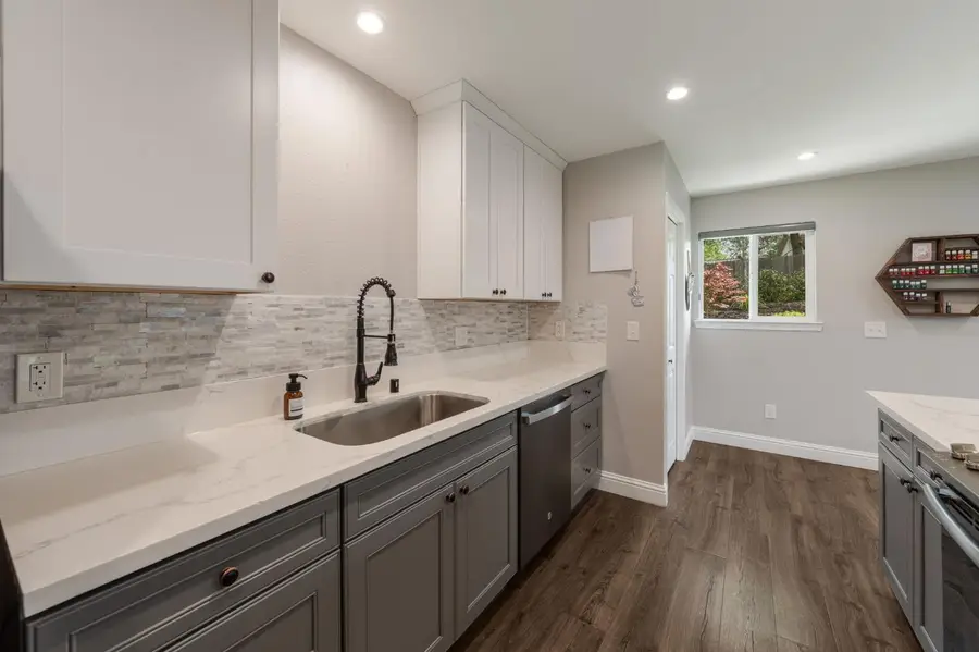 487 Sunlight Drive, Diamond Springs, CA 95619 - #3