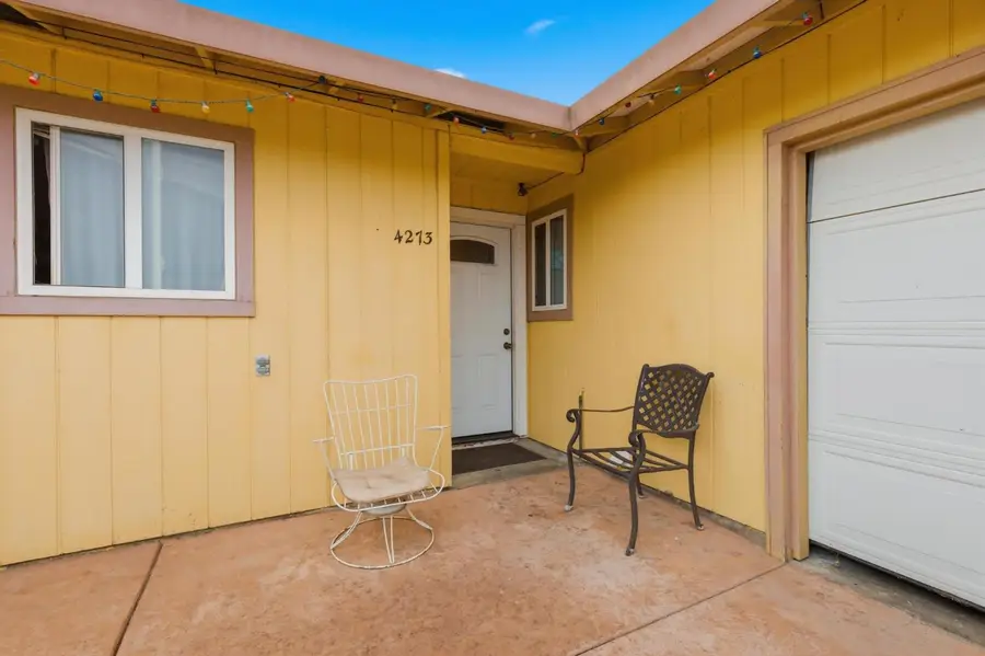 4273 Olivehurst Avenue, Olivehurst, CA 95961 - #2