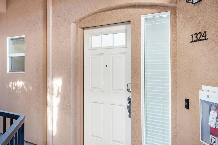 1300 Moon Circle #1324, Folsom, CA 95630 - #2