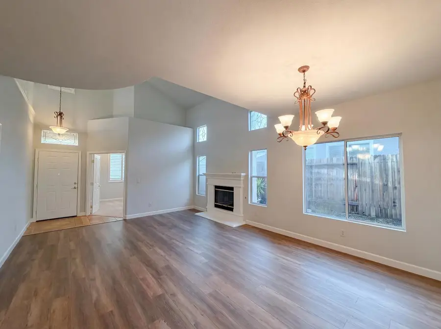 224 Pinecrest Court, Roseville, CA 95678 - #3
