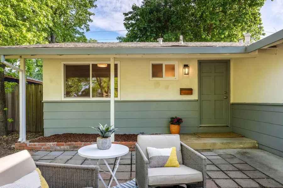 2306 Regis Drive, Davis, CA 95618 - #2