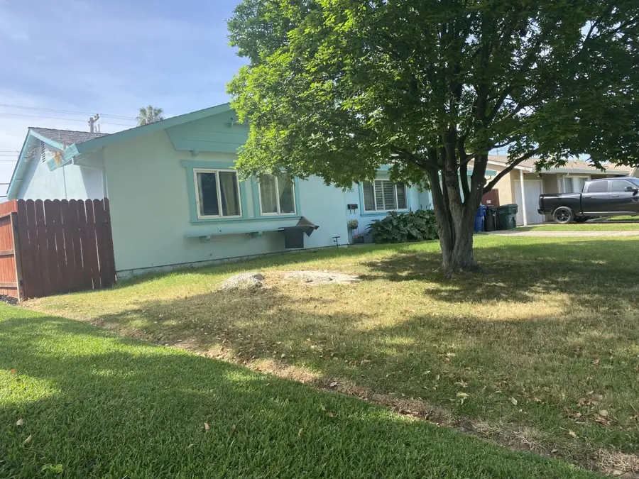 7000 Forman Way, Sacramento, CA 95828 - #3