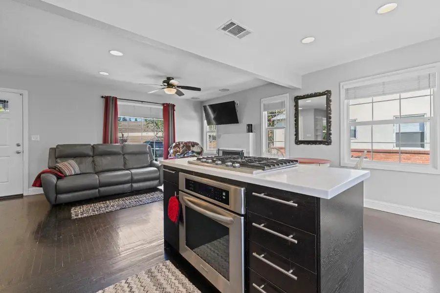 6214 1st Avenue, Sacramento, CA 95817 - #3