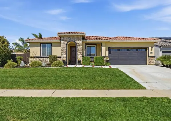 2032 Coffee Creek Way, Plumas Lake, CA 95961