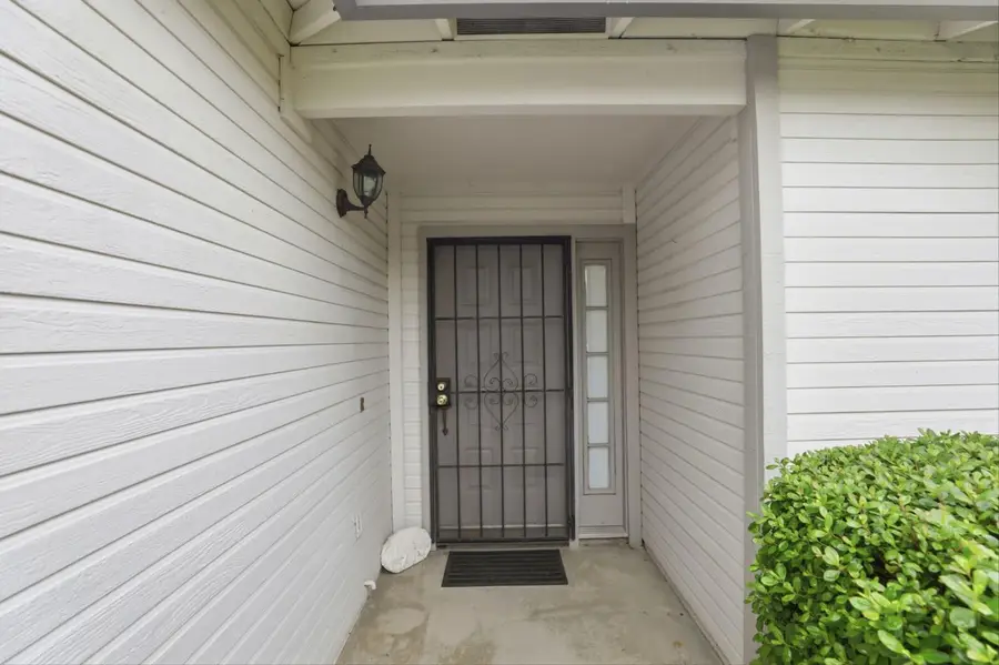 7317 Sunleaf Lane, Sacramento, CA 95828 - #2