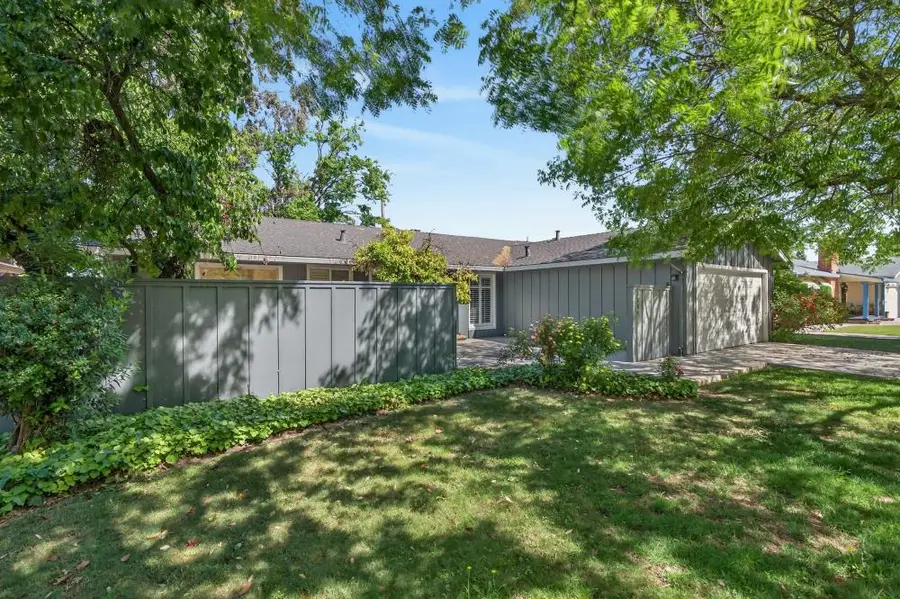 1109 W Churchill Street, Stockton, CA 95207 - #3