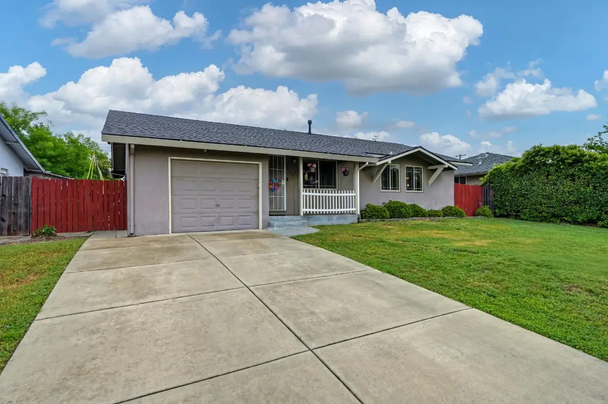 7042 Larchmont Drive, North Highlands, CA 95660 - #1