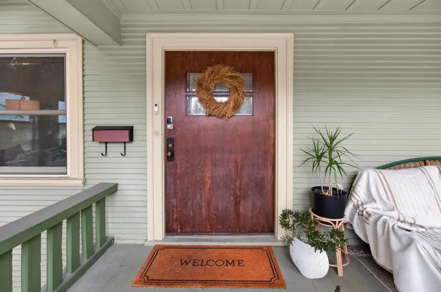 2107 24 Street, Sacramento, CA 95818 - #2