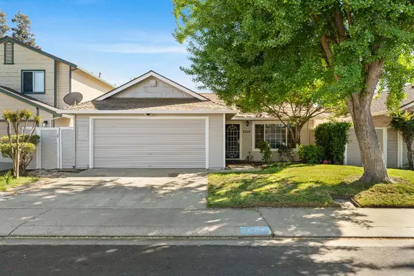 2016 Zeeland Court, Modesto, CA 95356