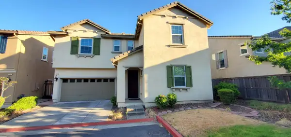 909 Blossom Rock Lane, Folsom, CA 95630
