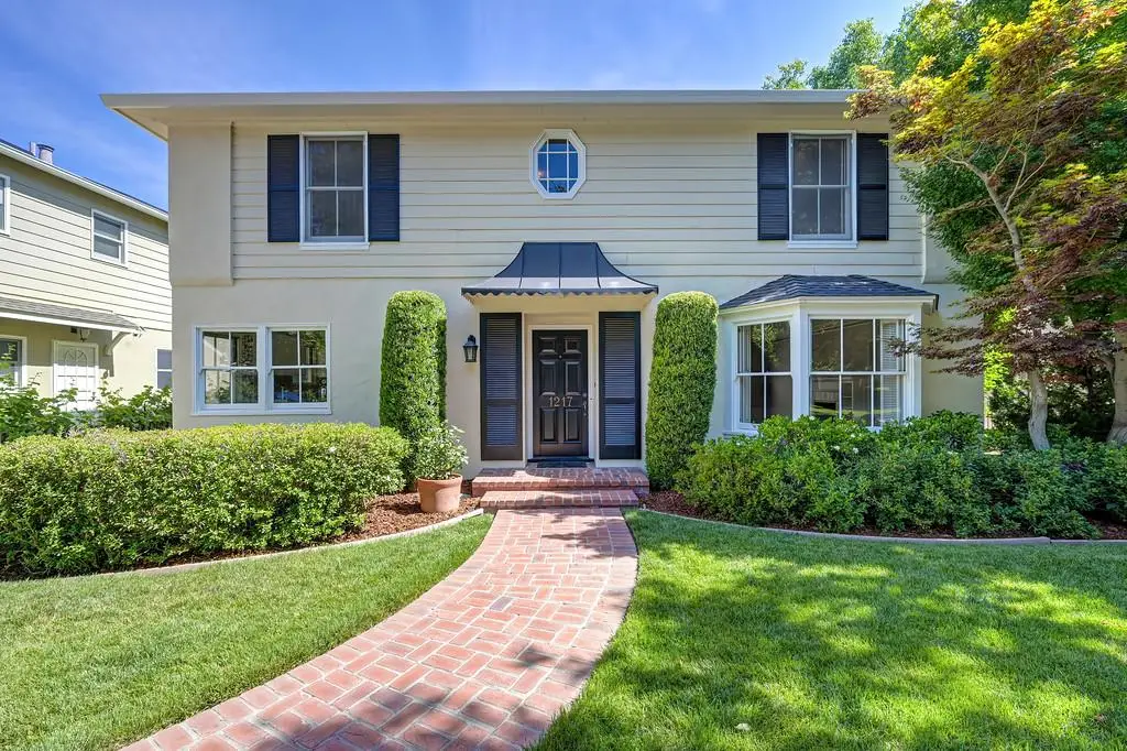 1217 Robertson Way, Sacramento, CA 95818 - #1