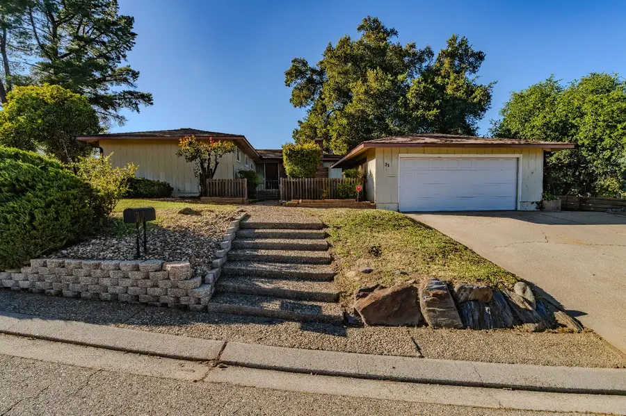 31 S Pioneer Circle, Jackson, CA 95642 - #2