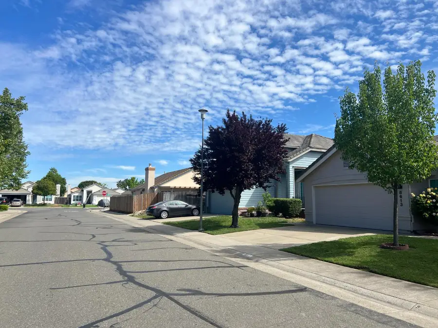 8613 Aviary Woods Way, Elk Grove, CA 95624 - #2