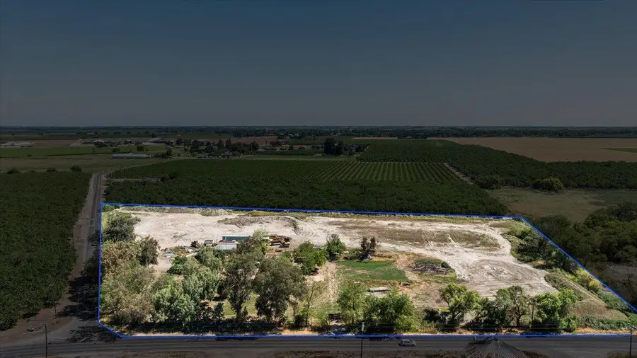 28060 S Airport Way, Manteca, CA 95337 - #2