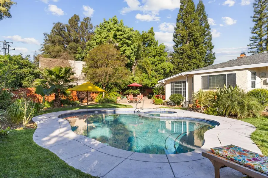 5108 Laurelview Avenue, Carmichael, CA 95608 - #3