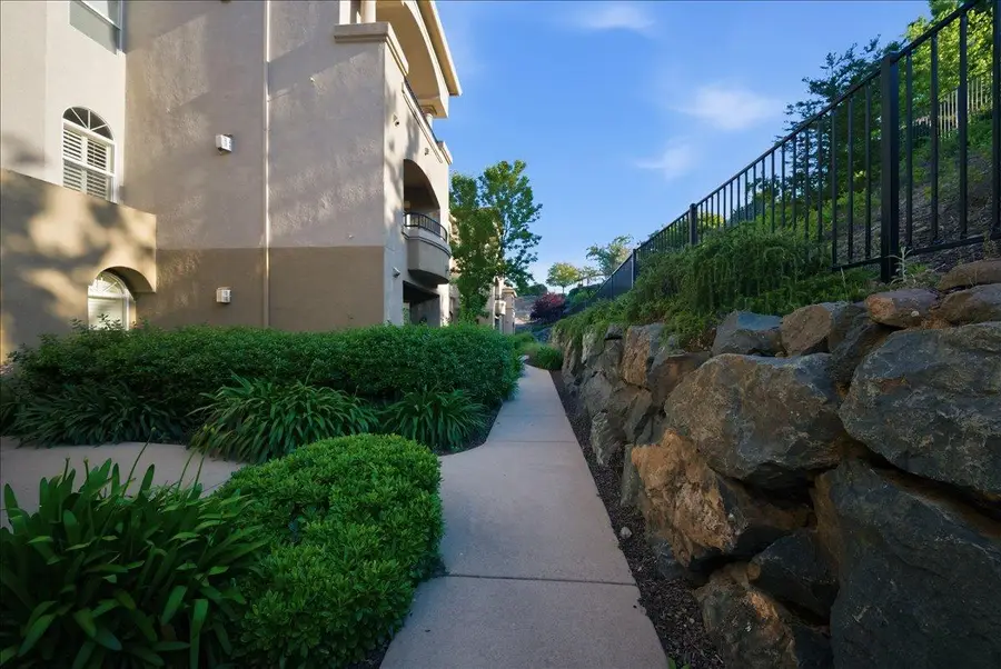 700 Moon Circle #733, Folsom, CA 95630 - #3