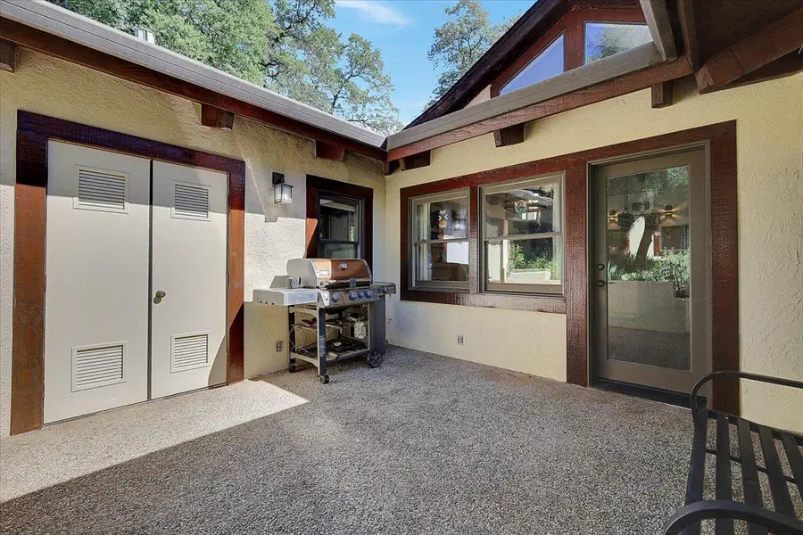 19077 Sanctuary Road, Penn Valley, CA 95946 - #3