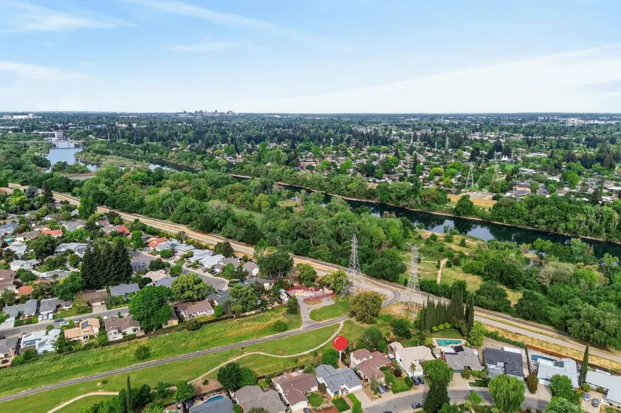 49 Waterglen Circle, Sacramento, CA 95826 - #2