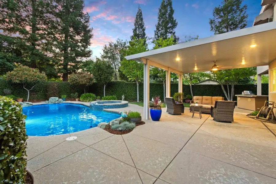 5500 Tierra Gardens Lane, Carmichael, CA 95608 - #2