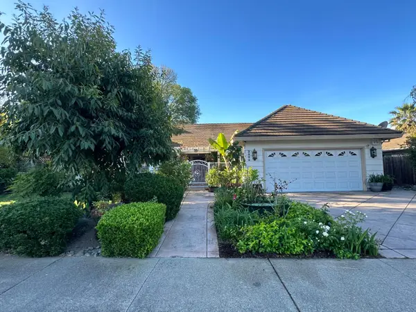 2502 Canyon Creek Drive, Stockton, CA 95207