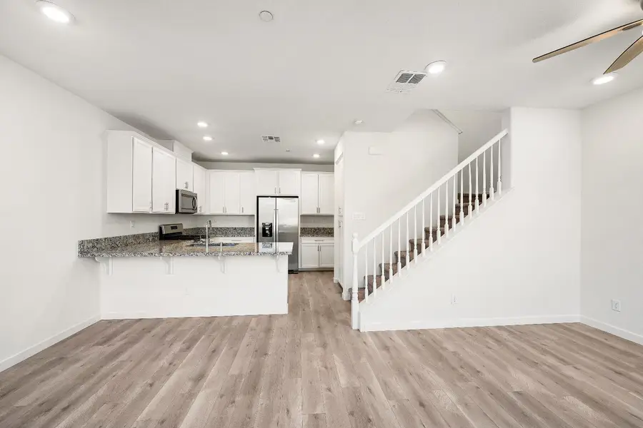 3790 E Commerce Way, Sacramento, CA 95834 - #2