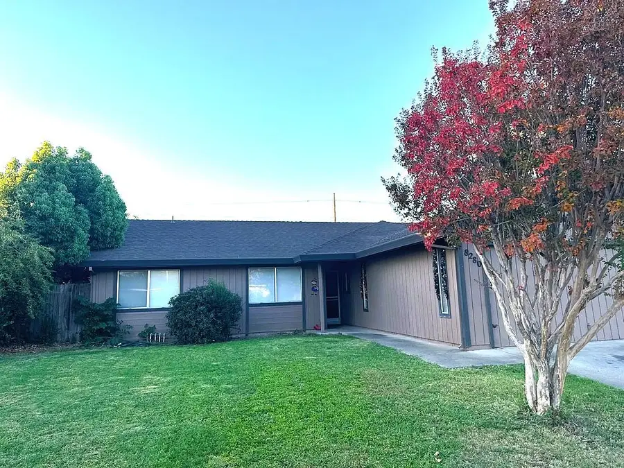 8280 Florintown Way, Sacramento, CA 95828 - #2