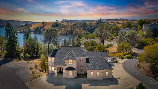 294 Sunrise Road #2, Copperopolis, CA 95228