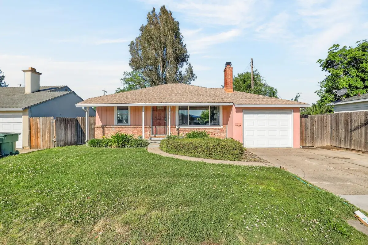 2321 Howe Avenue, Sacramento, CA 95825 - #1