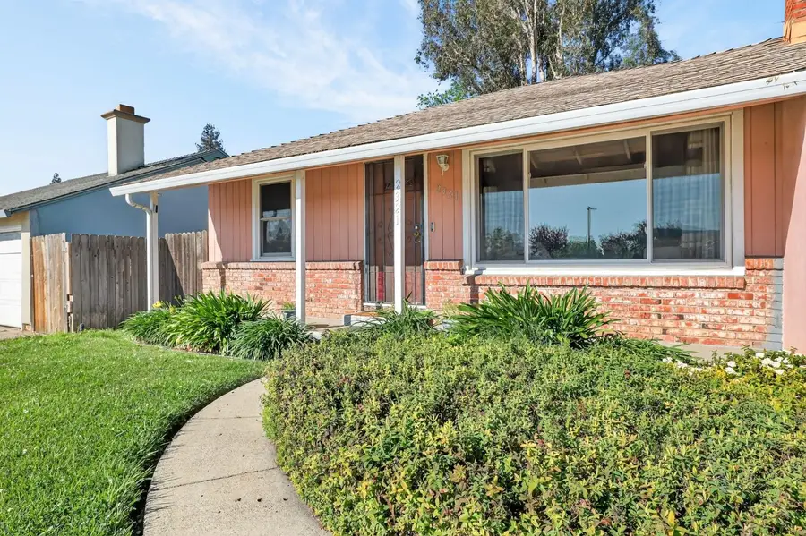 2321 Howe Avenue, Sacramento, CA 95825 - #2