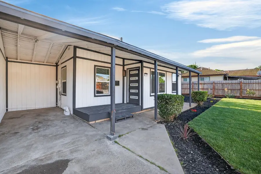 4707 Parker Avenue, Sacramento, CA 95820 - #2
