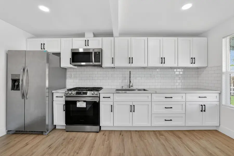 4707 Parker Avenue, Sacramento, CA 95820 - #3