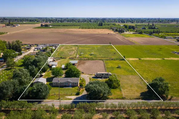 12518 Lone Oak Road, Waterford, CA 95386