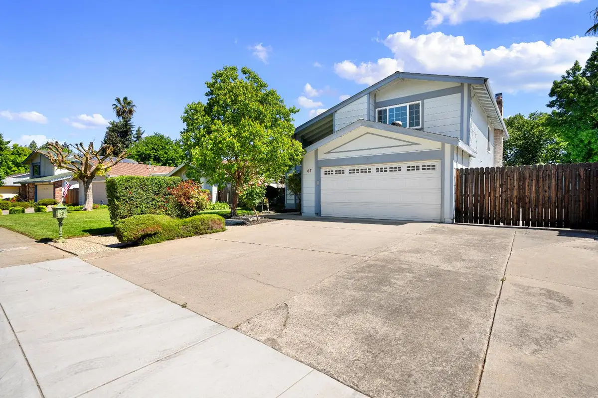 67 Rambleoak Circle, Sacramento, CA 95831 - #1
