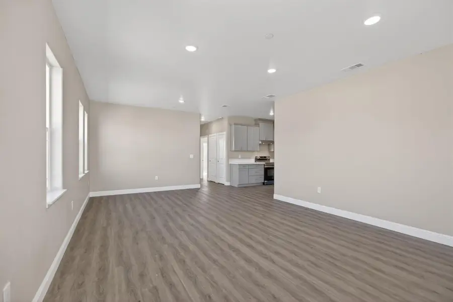 5967 Cortes Court #B, Sacramento, CA 95824 - #3