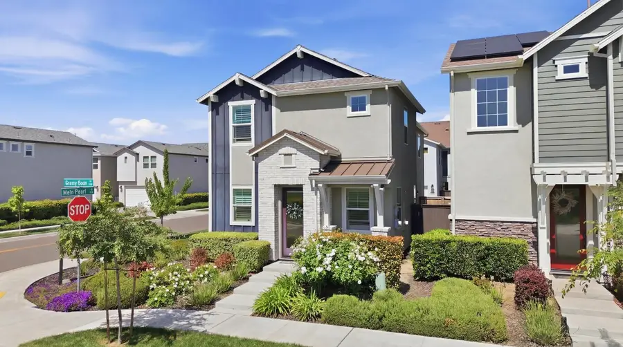 2949 Grassy Bank Avenue, Sacramento, CA 95833 - #2