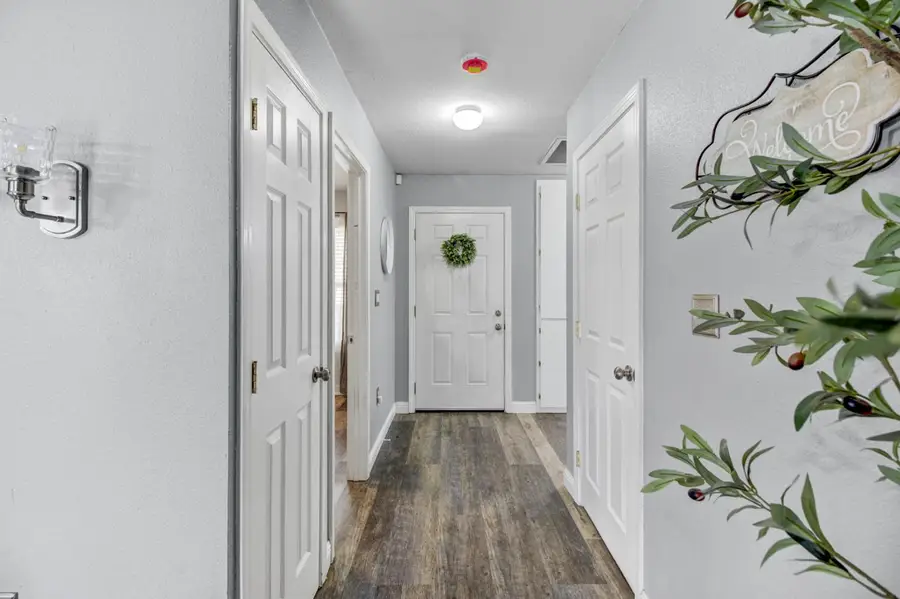 3851 8th Avenue, Sacramento, CA 95817 - #3