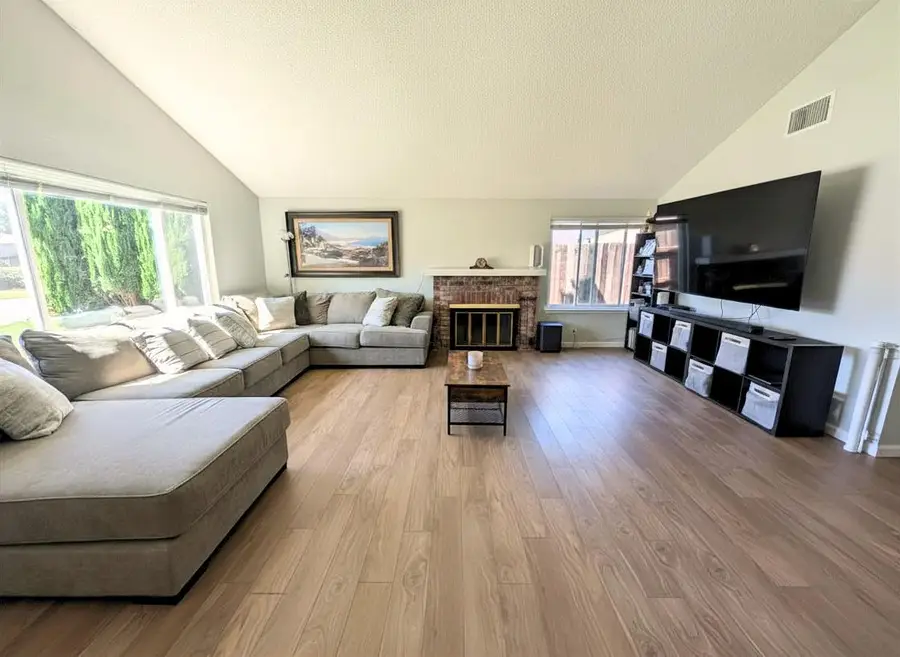 8063 Oak Meadow Court, Citrus Heights, CA 95610 - #3