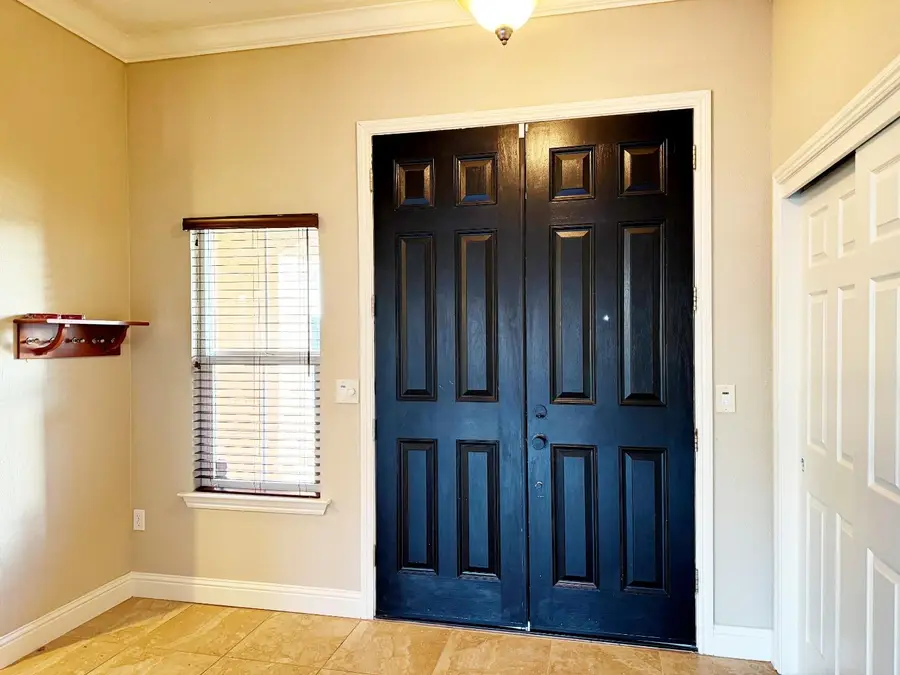 510 Stonehaven Drive, Los Banos, CA 93635 - #3