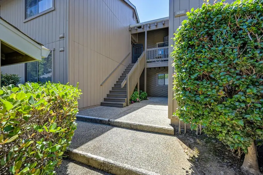 672 Dorothy Way, Auburn, CA 95603 - #2
