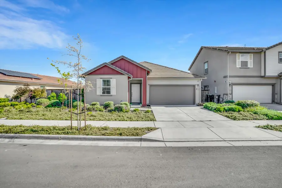 864 Loon Street, Lathrop, CA 95330 - #3