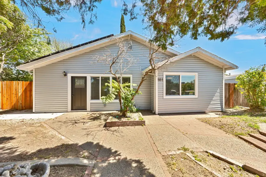 881 Reuter Drive, West Sacramento, CA 95605 - #2