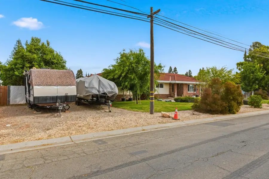 2455 Colusa Highway, Yuba City, CA 95993 - #2