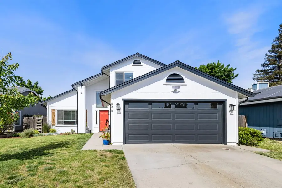 8528 Carlin Avenue, Sacramento, CA 95823 - #2
