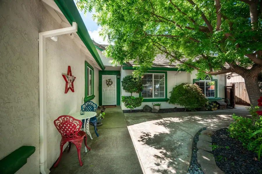 1253 River Bluff Drive, Oakdale, CA 95361 - #2